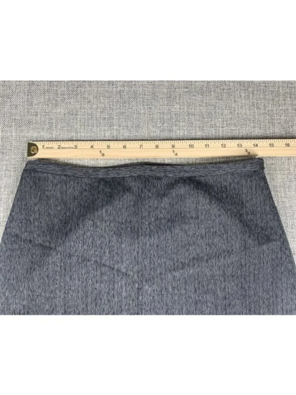 Ann Taylor Loft Skirt Women’s Size 2 Gray & Black Appliqué Career Dressy
